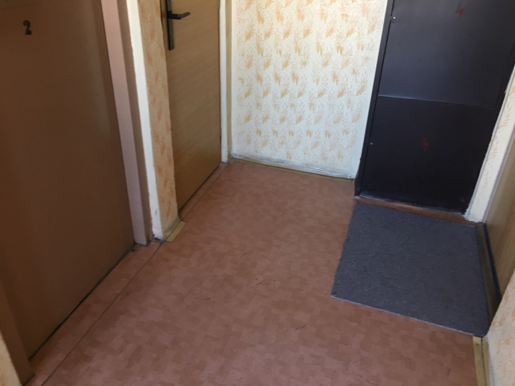 Výměna PVC a malování bl 725 v Mostě